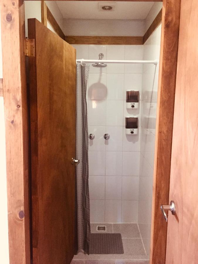 Hostal Esquina Patagonica Coyhaique Buitenkant foto