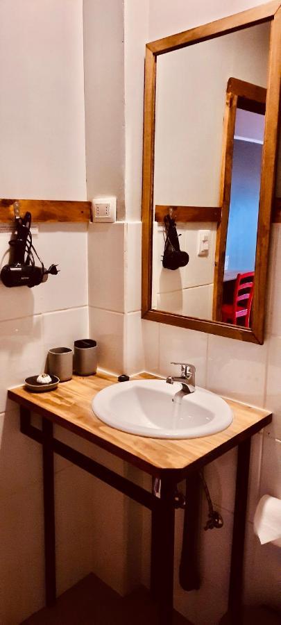 Hostal Esquina Patagonica Coyhaique Buitenkant foto