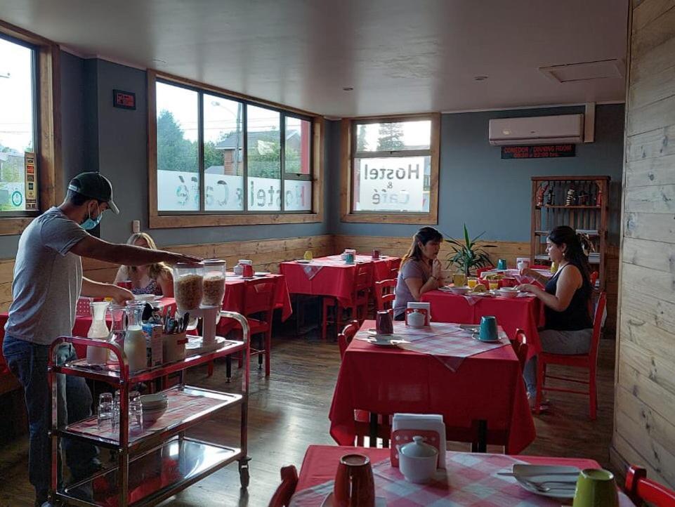Hostal Esquina Patagonica Coyhaique Buitenkant foto