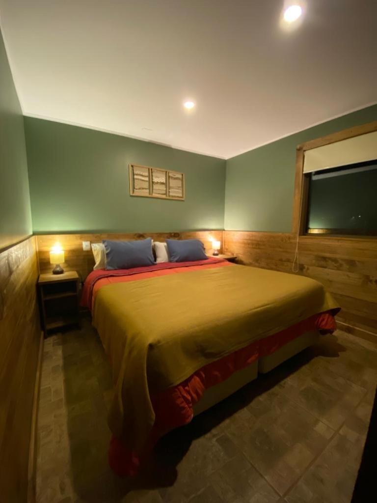 Hostal Esquina Patagonica Coyhaique Buitenkant foto