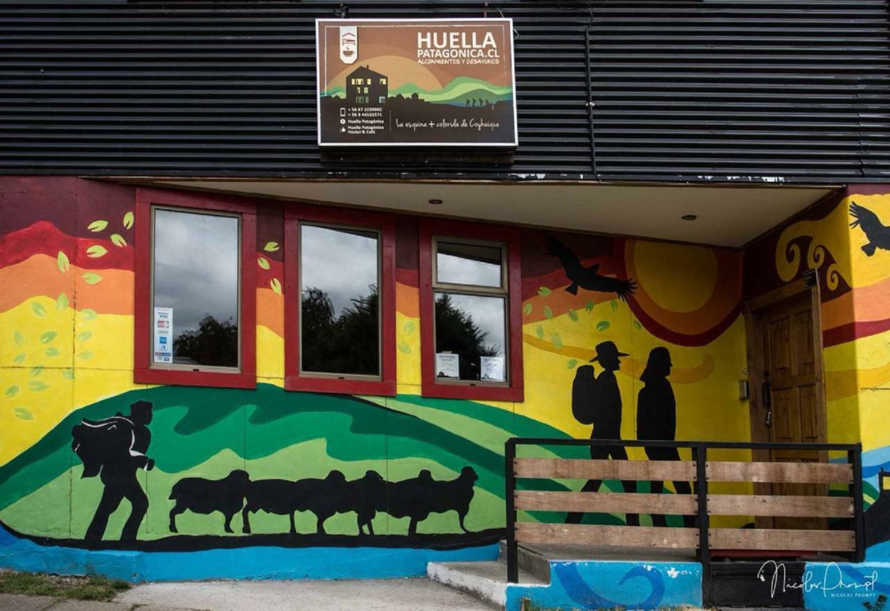 Hostal Esquina Patagonica Coyhaique Buitenkant foto